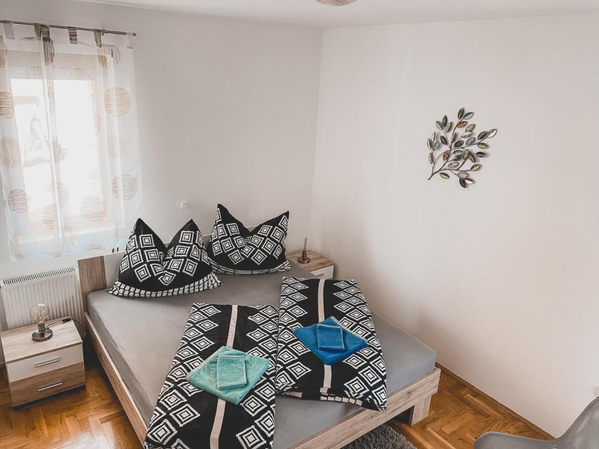 Helles 3 Schlafzimmer Apartment Zwischen Zagreb Zentrum & Natur エクステリア 写真